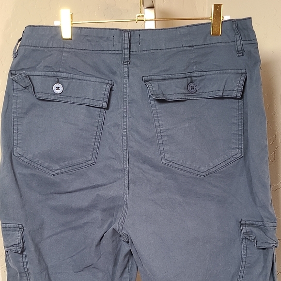 Kensie Women's Cargo Style Navy Blue Cargo Jeans Size 14 - Picture 8 of 11